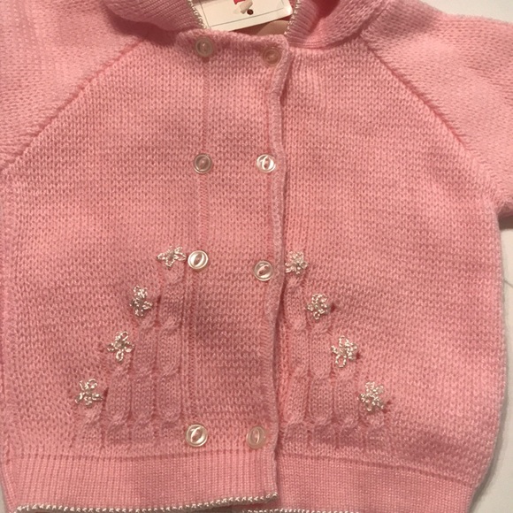 ❗️LAST CHANCE❗️Baby Girl Hooded Sweater - Picture 2 of 4